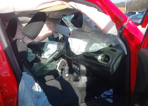 2017 Jeep Renegade Latitude 4X4 z USA, uszkodzony, nr VIN ZACCJBBB4HPF37125